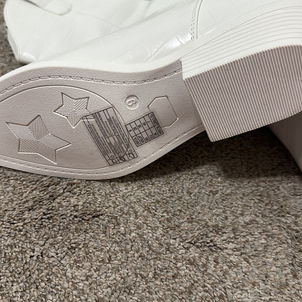 New white wedding cowboy boots 9